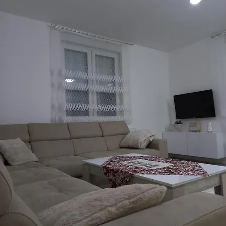 Apartman Golden Apartmens